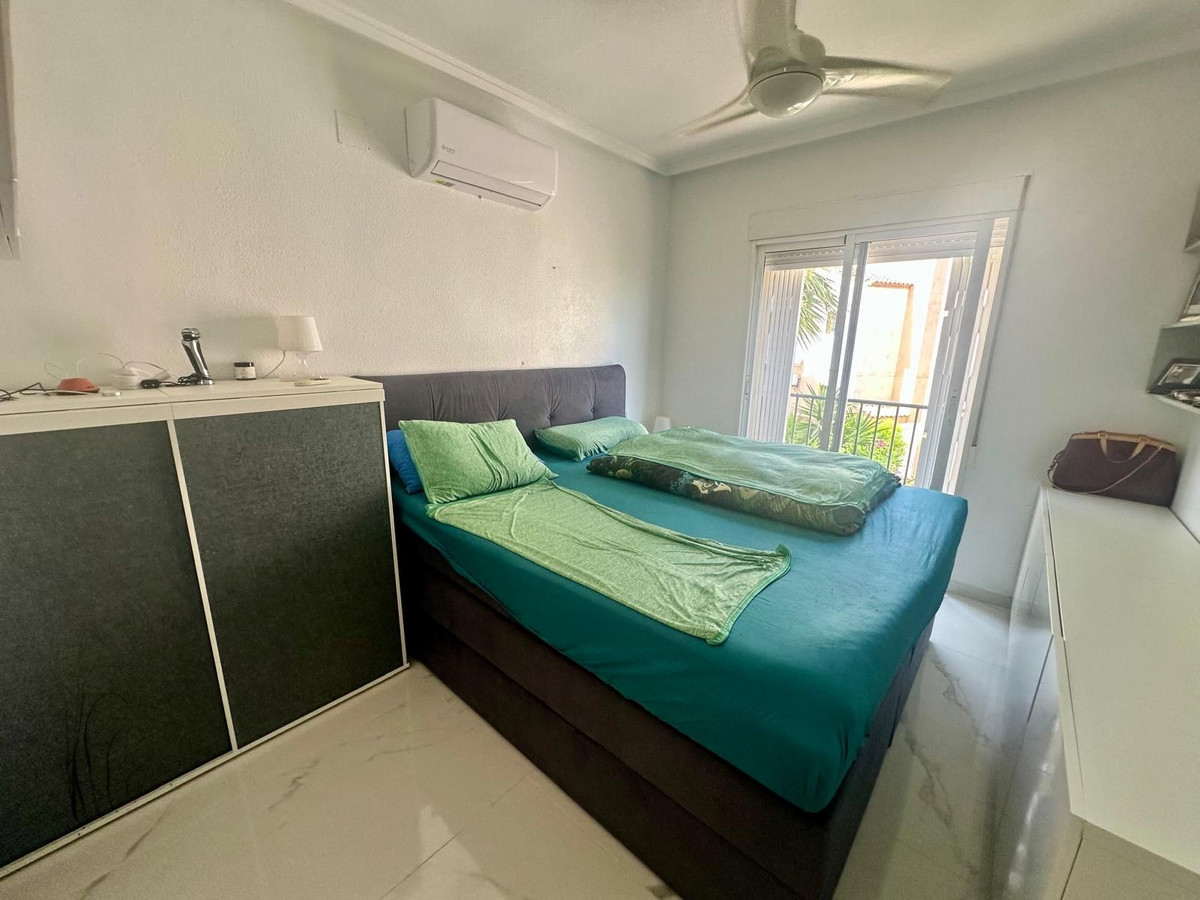 For sale - 3 Bedroom 2 Bathroom House - Detached Villa in Algorfa - Algorfa Centro  - Alicante