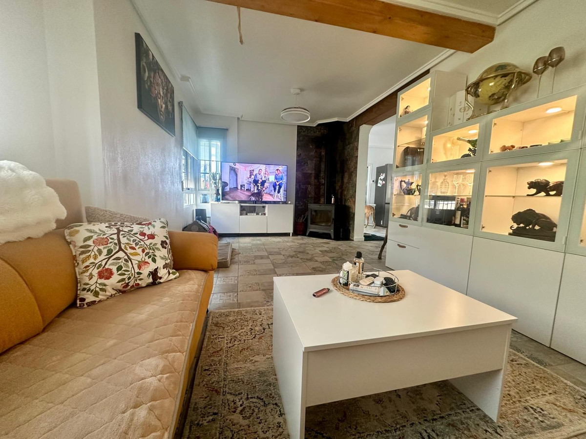 For sale - 3 Bedroom 2 Bathroom House - Detached Villa in Algorfa - Algorfa Centro  - Alicante