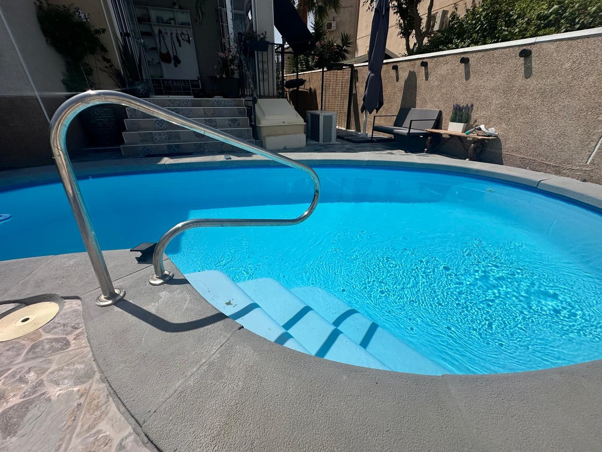 For sale - 3 Bedroom 2 Bathroom House - Detached Villa in Algorfa - Algorfa Centro  - Alicante