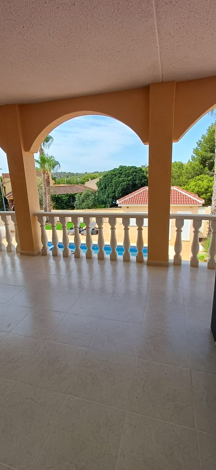 For sale - 5 Bedroom 4 Bathroom House - Detached Villa in Algorfa - Algorfa Centro  - Alicante