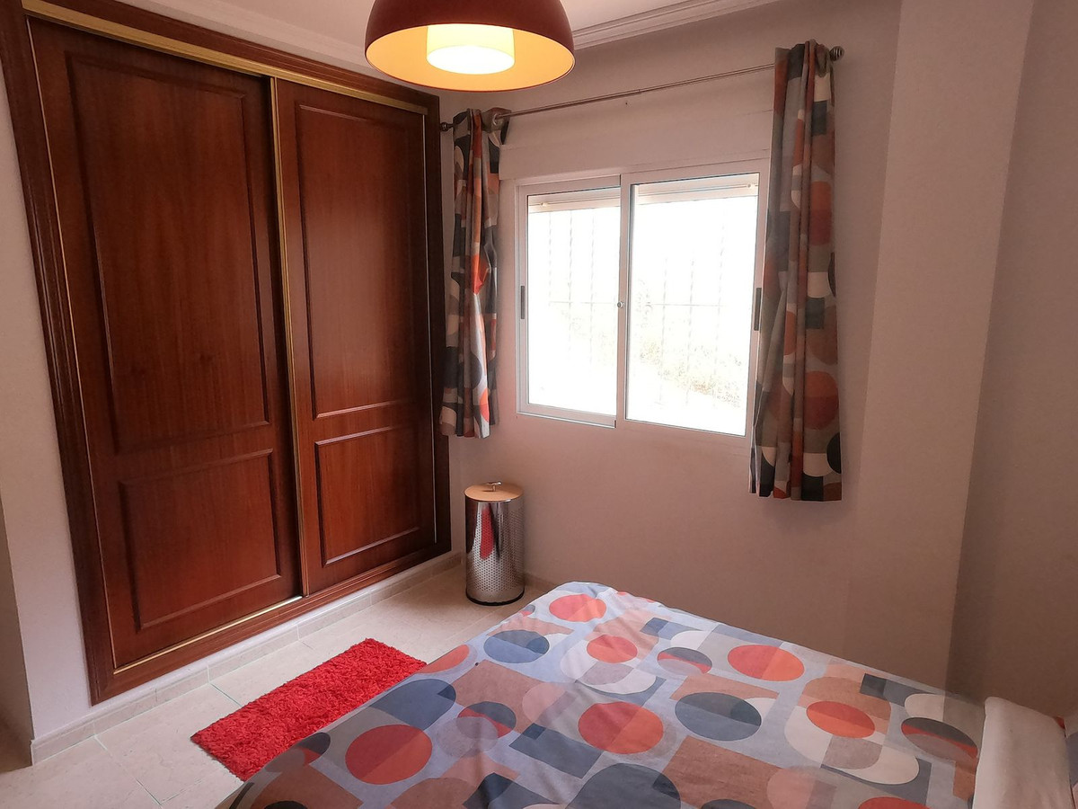 For sale - 5 Bedroom 4 Bathroom House - Detached Villa in Algorfa - Algorfa Centro  - Alicante