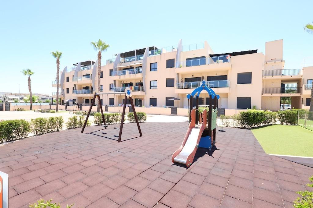 For sale - 2 Bedroom 2 Bathroom Apartment - Ground Floor Apartment in Pilar de la Horadada - Torre de la Horadada  - Alicante
