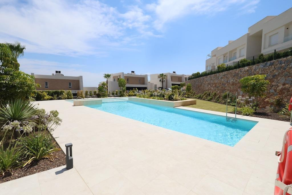 For sale - 3 Bedroom 2 Bathroom Apartment - Penthouse in Algorfa - Algorfa Centro  - Alicante