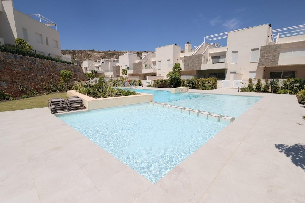 For sale - 3 Bedroom 2 Bathroom Apartment - Penthouse in Algorfa - Algorfa Centro  - Alicante