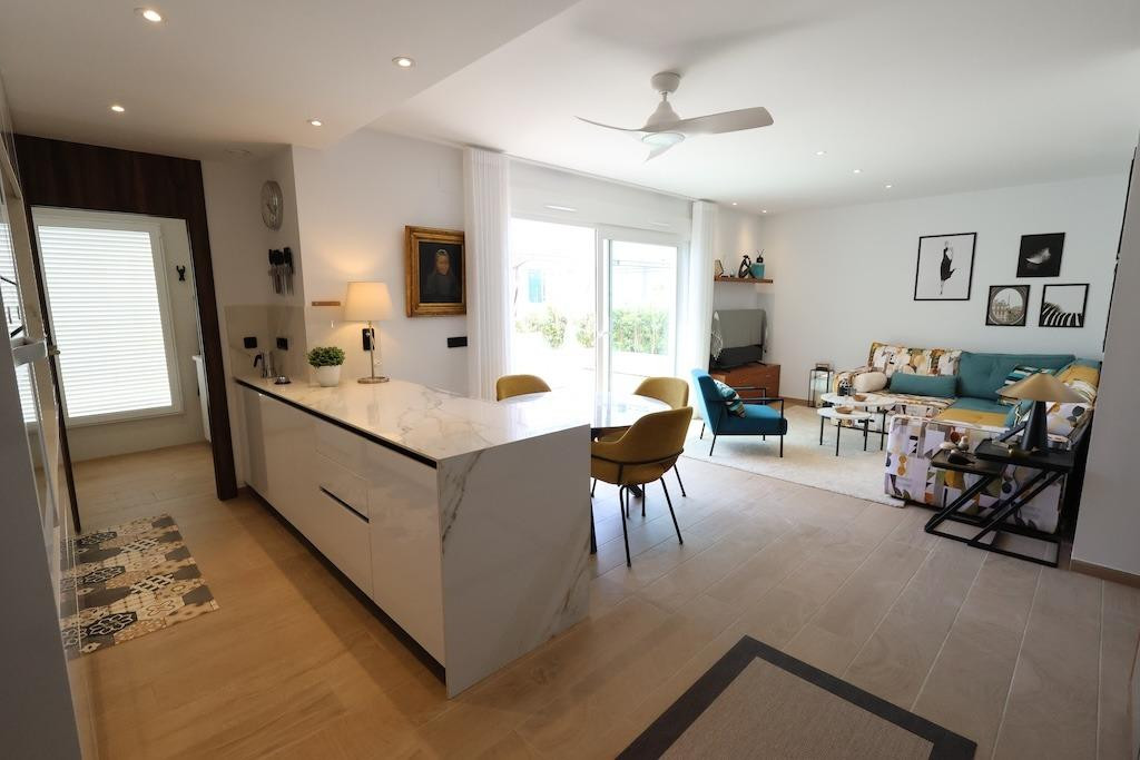 For sale - 3 Bedroom 2 Bathroom Apartment - Penthouse in Algorfa - Algorfa Centro  - Alicante
