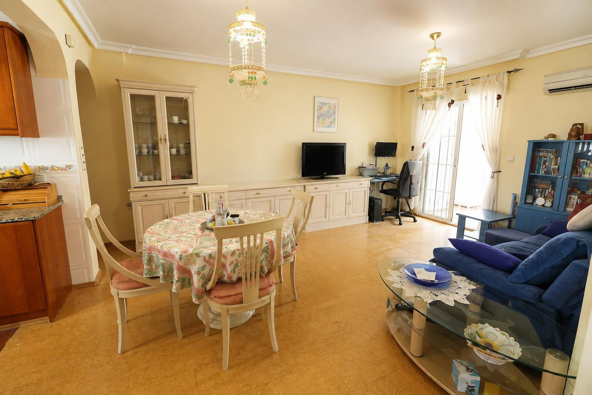 For sale - 2 Bedroom 2 Bathroom Apartment - Ground Floor Apartment in Orihuela - Lomas de Cabo Roig  - Alicante