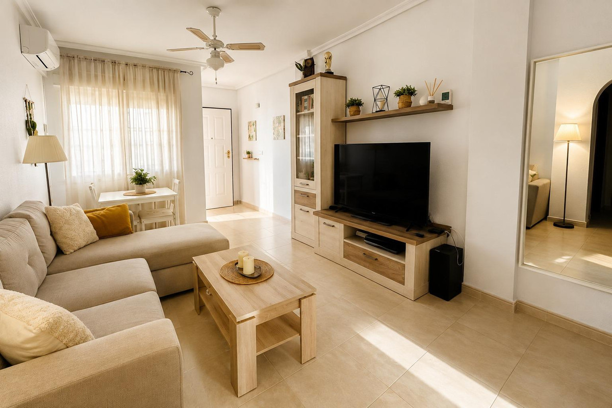 For sale - 2 Bedroom 2 Bathroom House - Bungalow in Orihuela - Los Altos  - Alicante