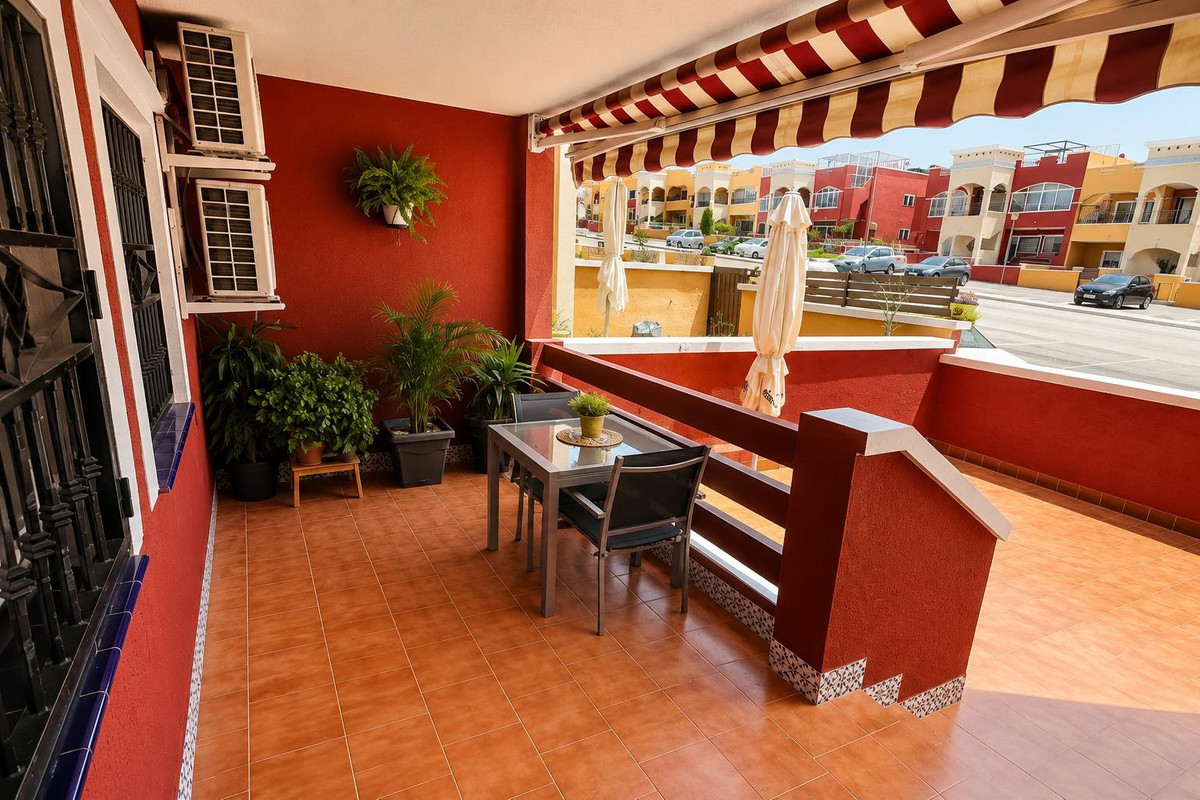 For sale - 2 Bedroom 2 Bathroom House - Bungalow in Orihuela - Los Altos  - Alicante