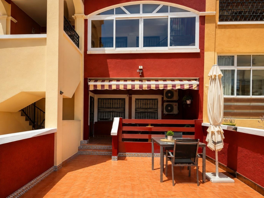 2 Bedroom 2 Bathroom House - Bungalow in Orihuela