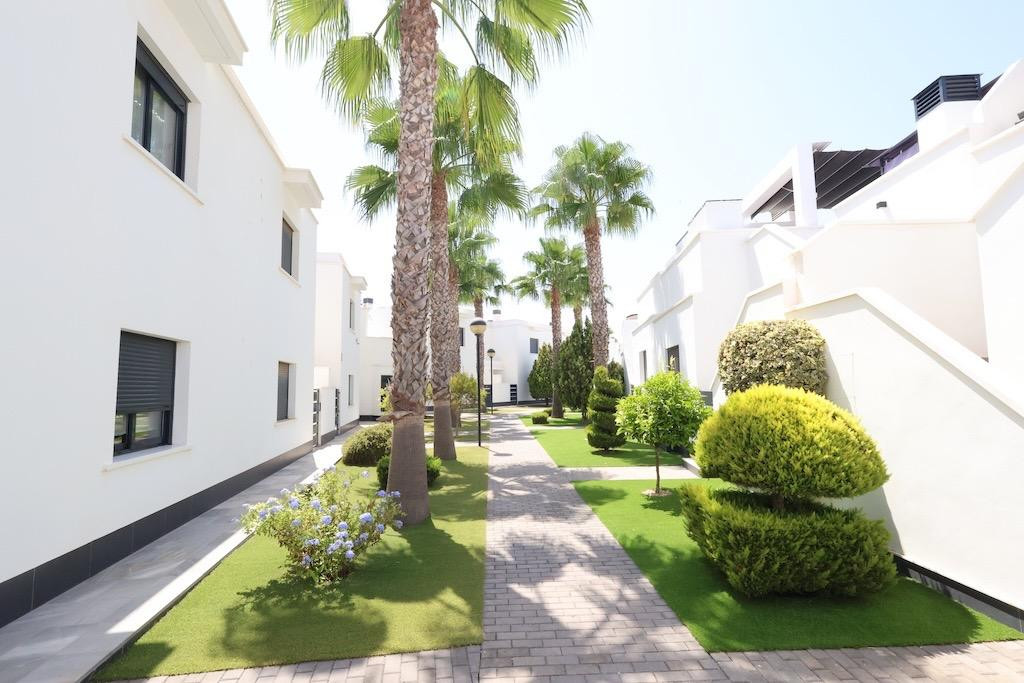 For sale - 3 Bedroom 2 Bathroom Apartment - Duplex in Orihuela - Lomas de Cabo Roig  - Alicante