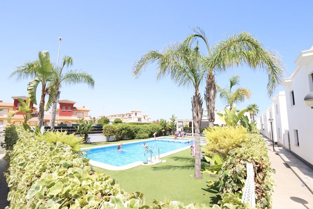 For sale - 3 Bedroom 2 Bathroom Apartment - Duplex in Orihuela - Lomas de Cabo Roig  - Alicante
