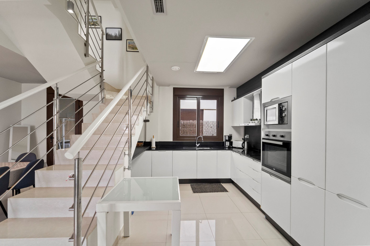 For sale - 2 Bedroom 2 Bathroom House - Townhouse in Orihuela - Villamartin  - Alicante