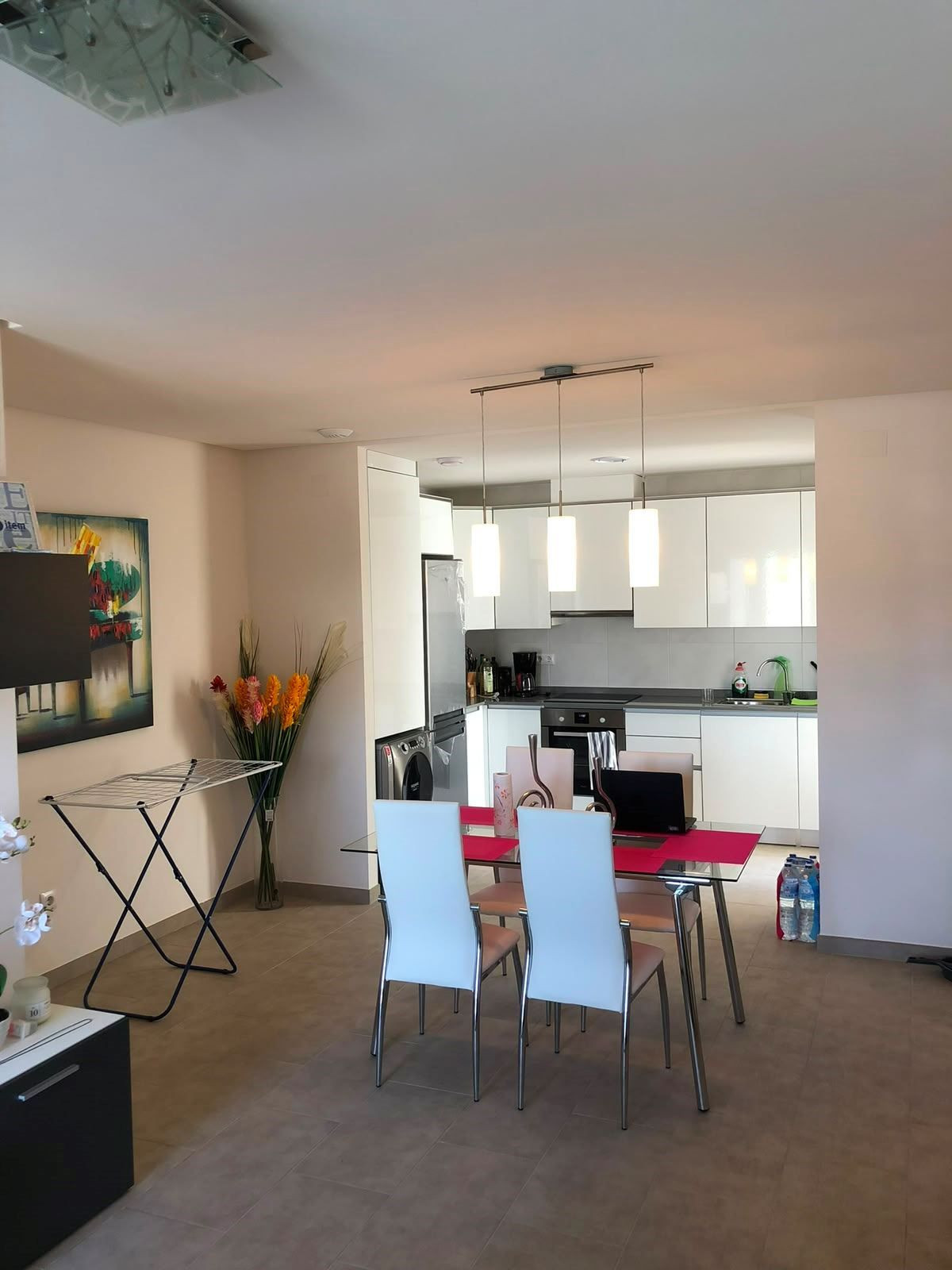 For sale - 2 Bedroom 2 Bathroom Apartment - Middle Floor Apartment in Torrevieja - Aguas Nuevas  - Alicante