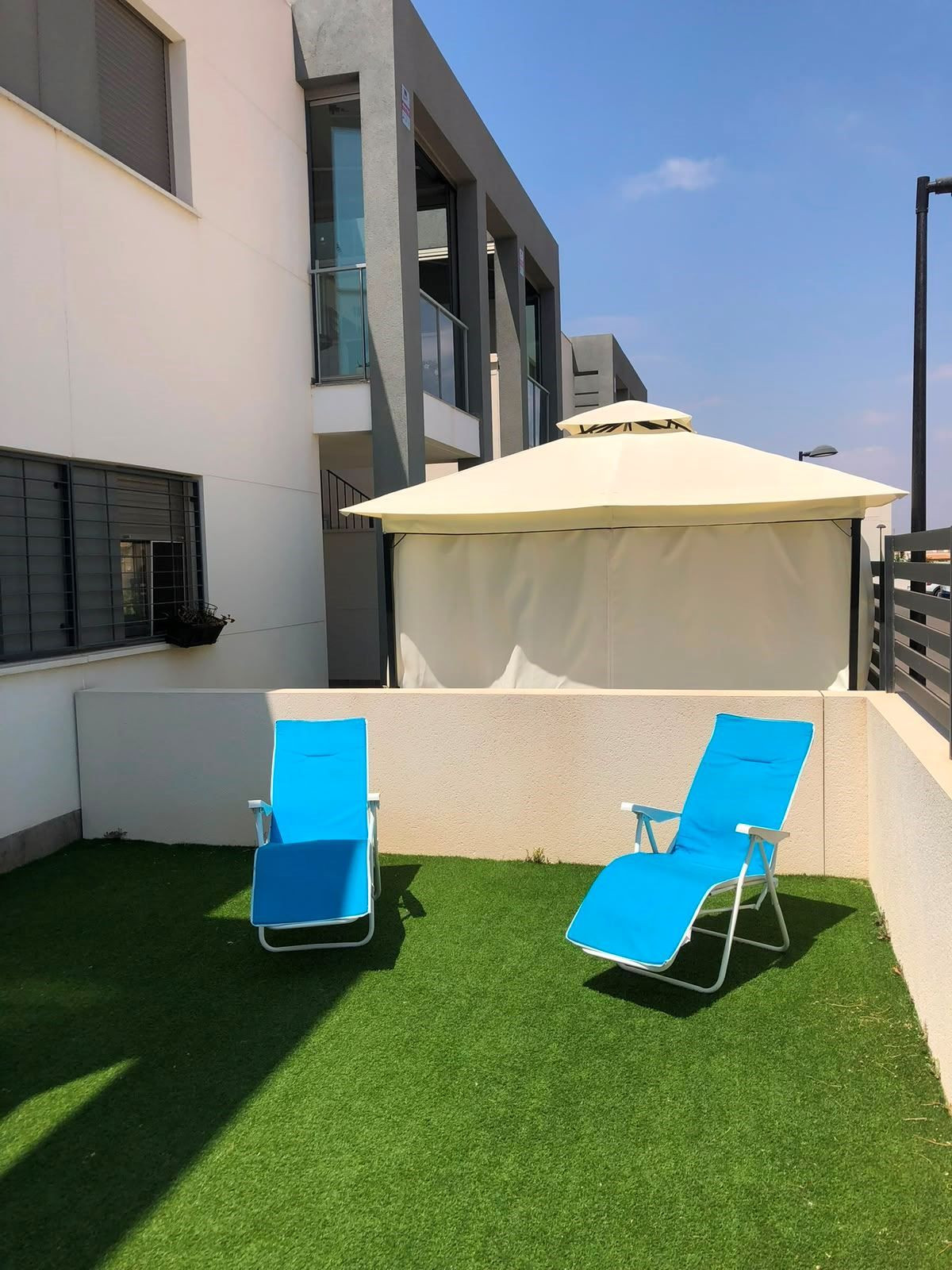For sale - 2 Bedroom 2 Bathroom Apartment - Middle Floor Apartment in Torrevieja - Aguas Nuevas  - Alicante