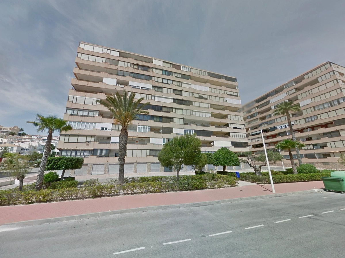 For sale - 2 Bedroom 1 Bathroom Apartment - Middle Floor Apartment in Torrevieja - La Mata  - Alicante