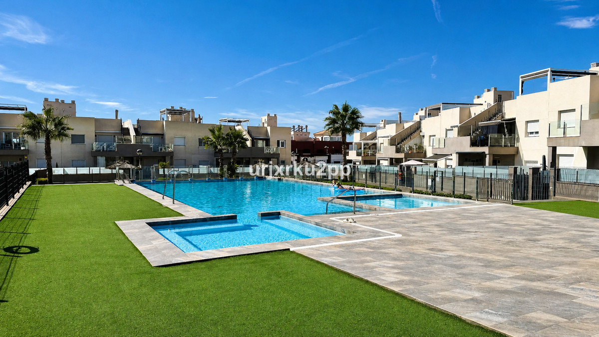 For sale - 2 Bedroom 2 Bathroom Apartment - Middle Floor Apartment in Torrevieja - Aguas Nuevas  - Alicante