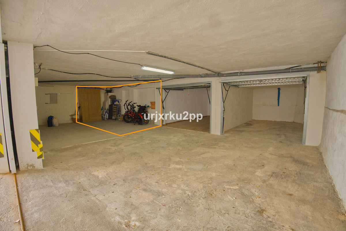 For sale - 3 Bedroom 2 Bathroom House - Detached Villa in Torrevieja - Torrevieja Centro  - Alicante
