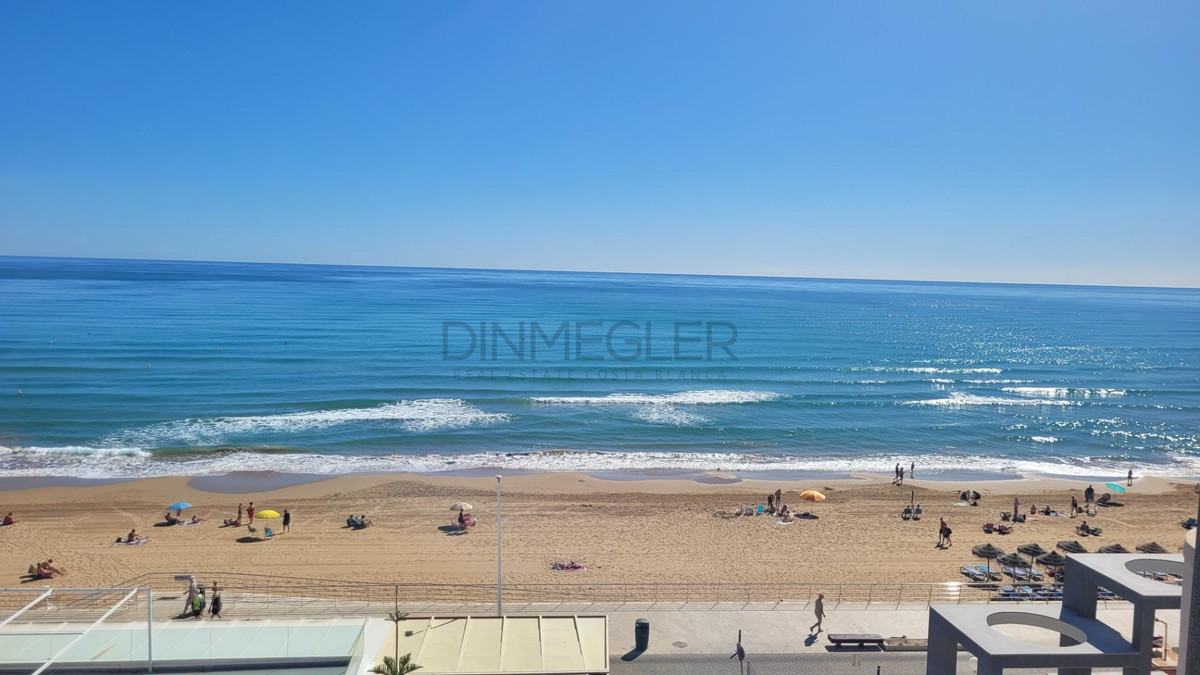 For sale - 2 Bedroom 1 Bathroom Apartment - Middle Floor Apartment in Torrevieja - La Mata  - Alicante