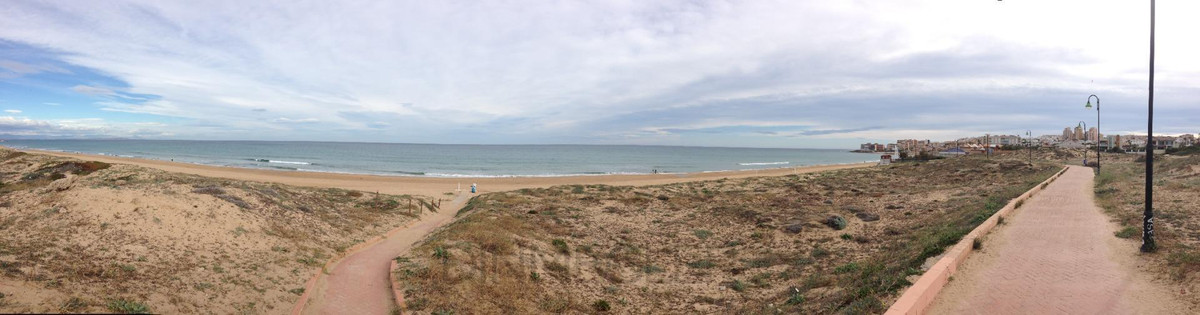 For sale - 2 Bedroom 1 Bathroom Apartment - Middle Floor Apartment in Torrevieja - La Mata  - Alicante