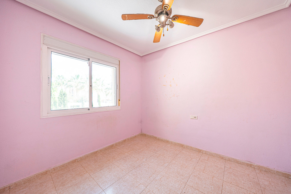 For sale - 3 Bedroom 2 Bathroom House - Detached Villa in Rojales - Ciudad Quesada  - Alicante