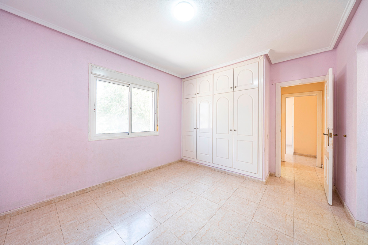 For sale - 3 Bedroom 2 Bathroom House - Detached Villa in Rojales - Ciudad Quesada  - Alicante
