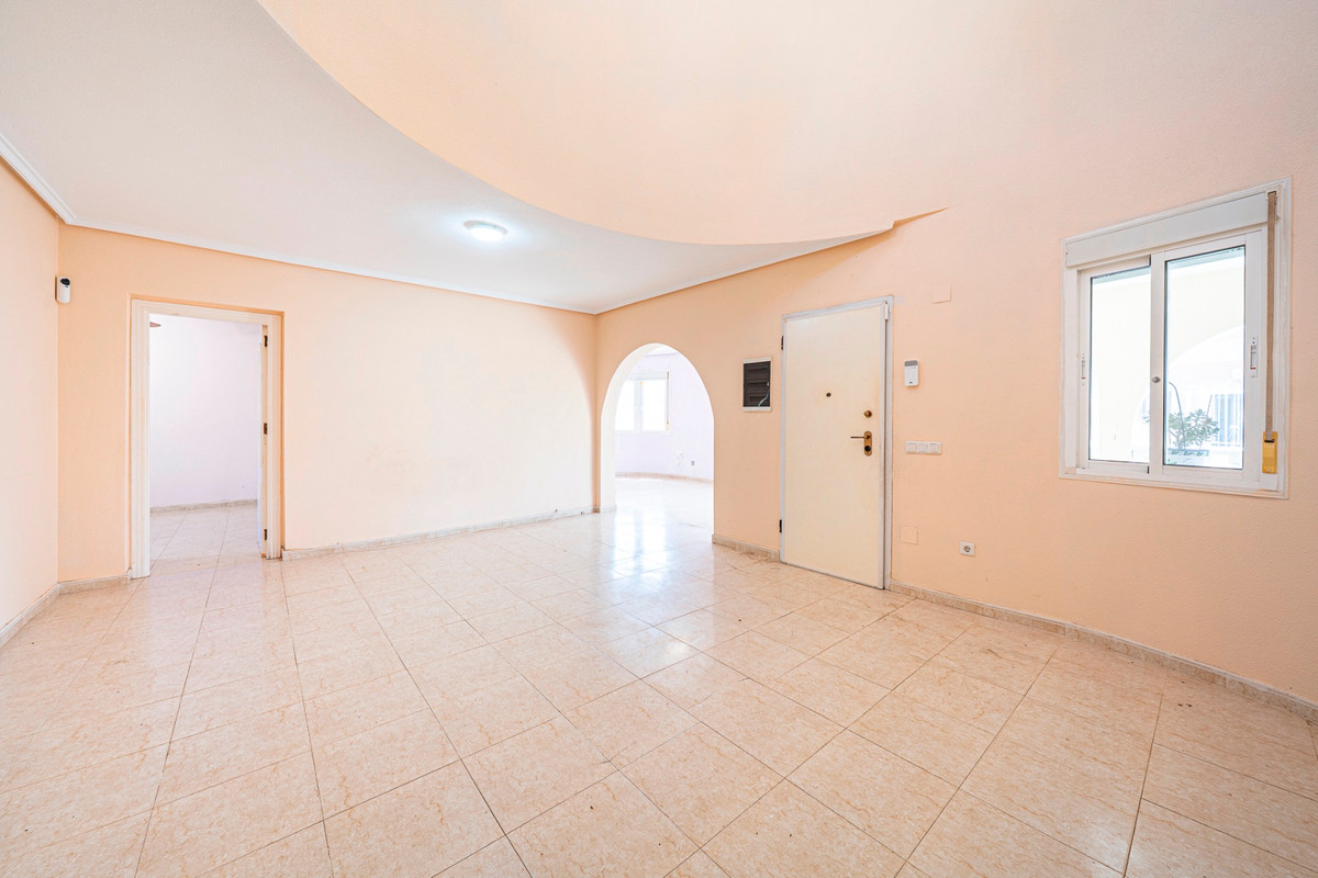 For sale - 3 Bedroom 2 Bathroom House - Detached Villa in Rojales - Ciudad Quesada  - Alicante