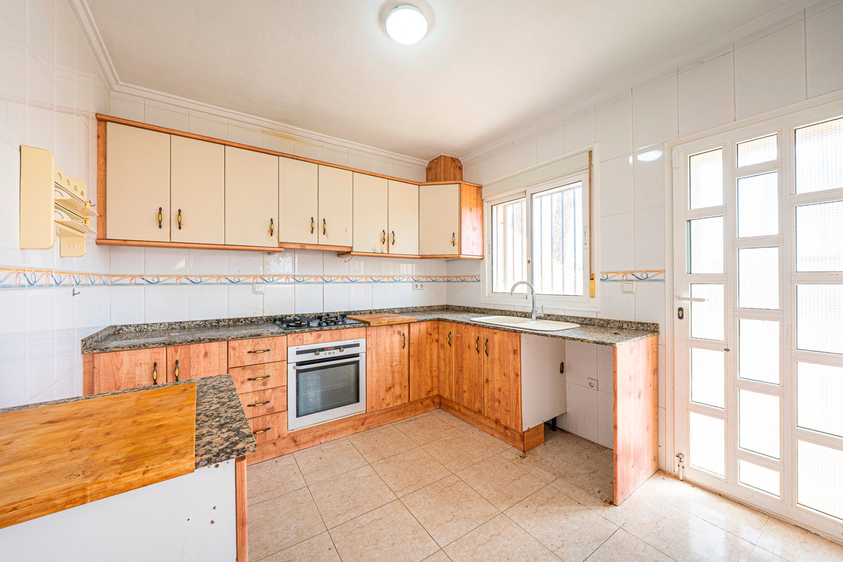 For sale - 3 Bedroom 2 Bathroom House - Detached Villa in Rojales - Ciudad Quesada  - Alicante