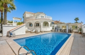 76-R5459767/79561, 5 Bedroom 3 Bathroom House - Detached Villa in Rojales