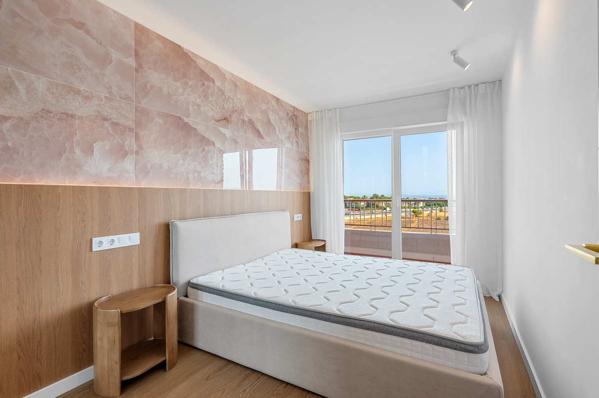 For sale - 2 Bedroom 2 Bathroom Apartment - Ground Floor Apartment in Orihuela - Punta Prima  - Alicante