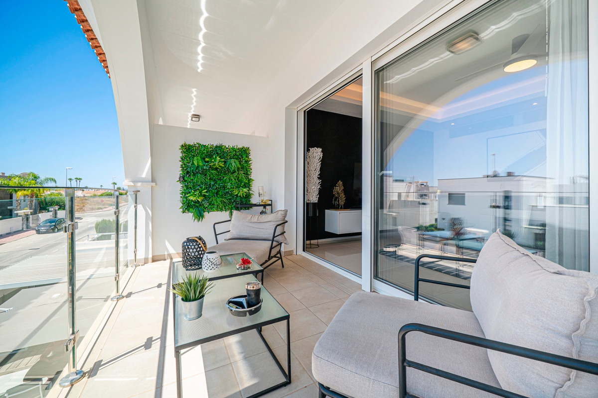 For sale - 2 Bedroom 2 Bathroom Apartment - Penthouse in Rojales - Ciudad Quesada  - Alicante