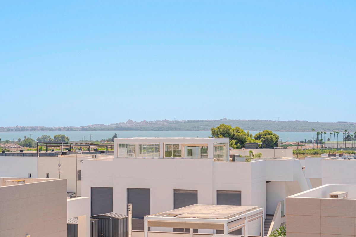 For sale - 2 Bedroom 2 Bathroom Apartment - Penthouse in Rojales - Ciudad Quesada  - Alicante