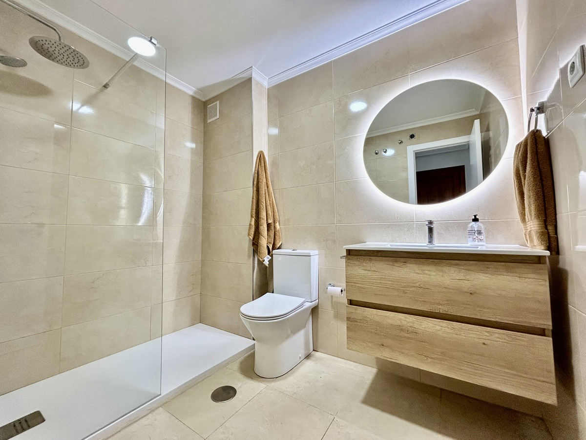 For sale - 2 Bedroom 2 Bathroom Apartment - Ground Floor Apartment in Orihuela - Villamartin  - Alicante