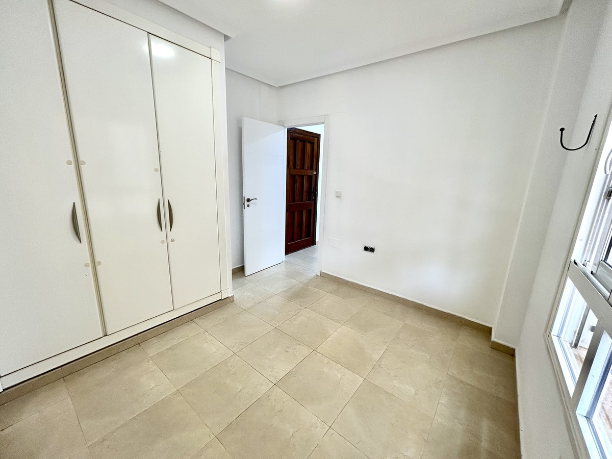 For sale - 2 Bedroom 2 Bathroom Apartment - Ground Floor Apartment in Orihuela - Villamartin  - Alicante