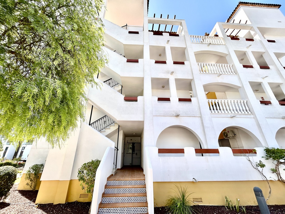 For sale - 2 Bedroom 2 Bathroom Apartment - Ground Floor Apartment in Orihuela - Villamartin  - Alicante