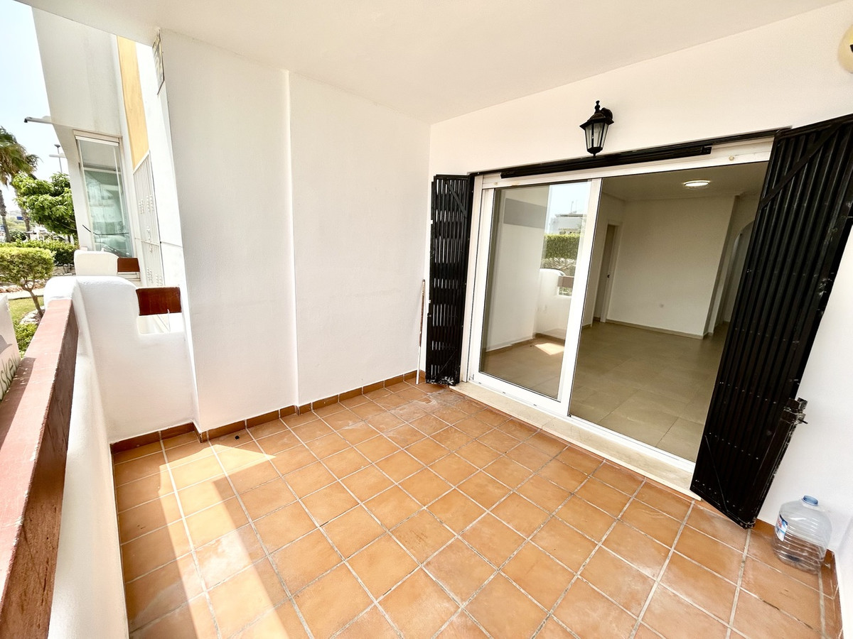 For sale - 2 Bedroom 2 Bathroom Apartment - Ground Floor Apartment in Orihuela - Villamartin  - Alicante