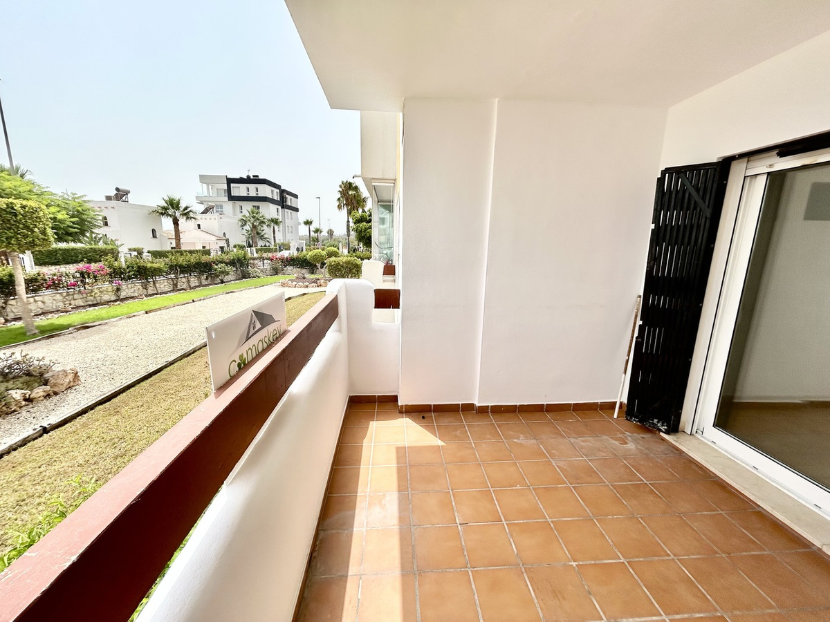 For sale - 2 Bedroom 2 Bathroom Apartment - Ground Floor Apartment in Orihuela - Villamartin  - Alicante