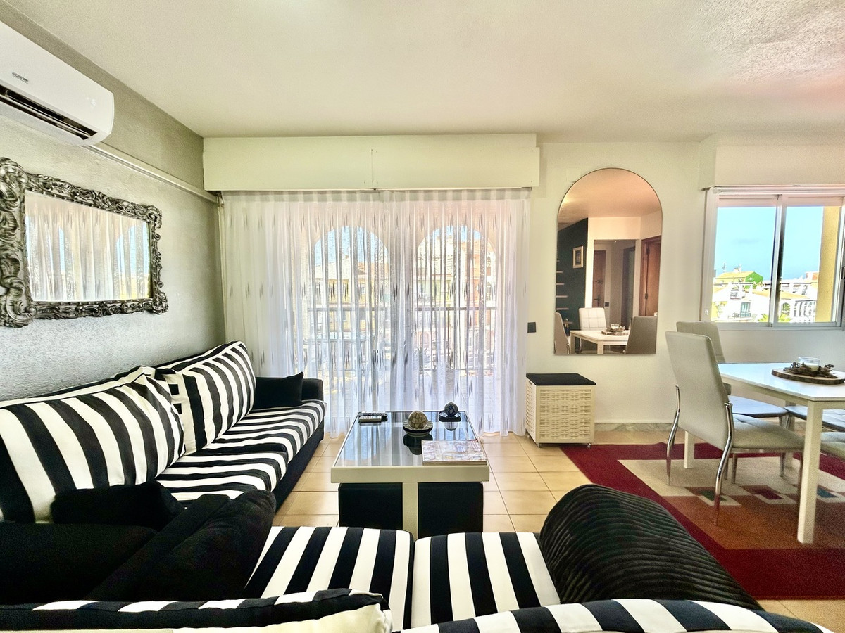 For sale - 1 Bedroom 1 Bathroom Apartment - Middle Floor Apartment in Torrevieja - Torrevieja Centro  - Alicante