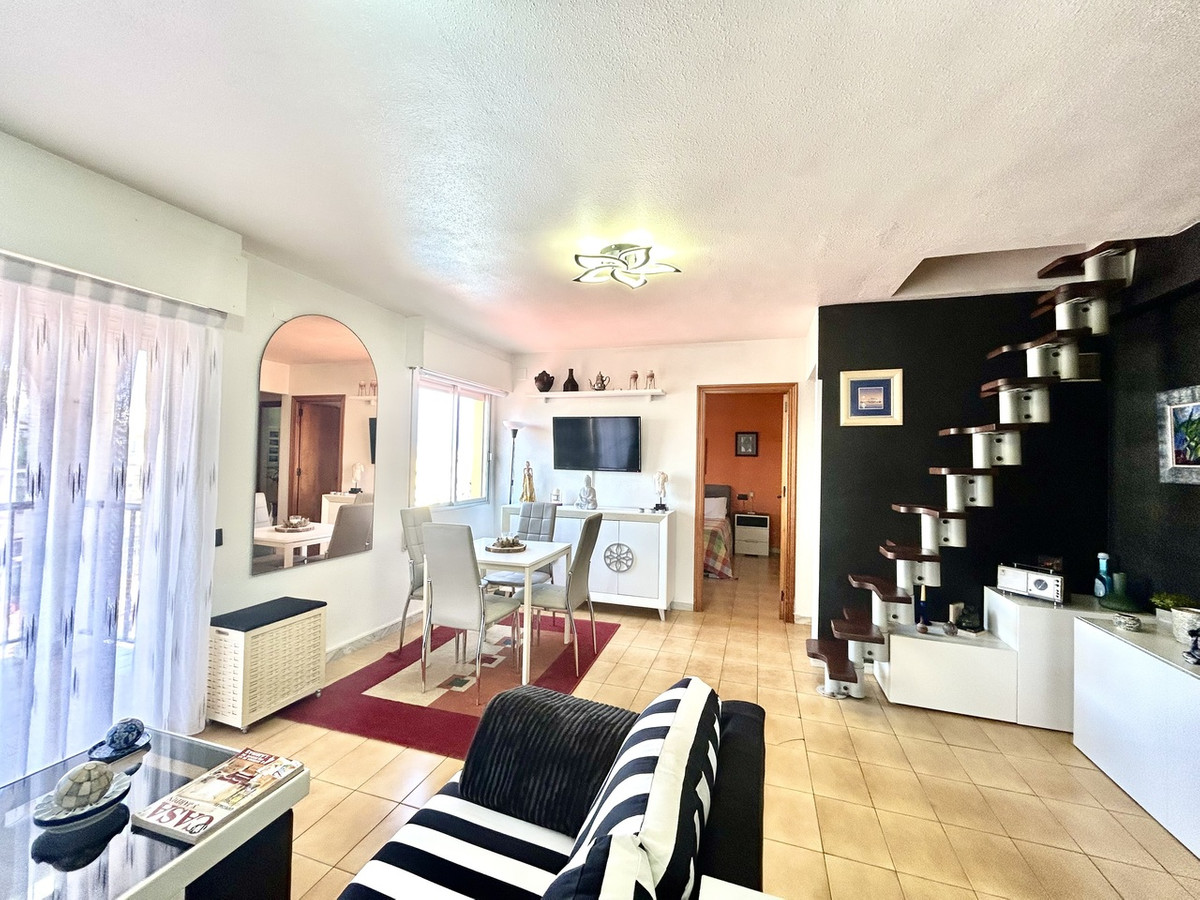 For sale - 1 Bedroom 1 Bathroom Apartment - Middle Floor Apartment in Torrevieja - Torrevieja Centro  - Alicante