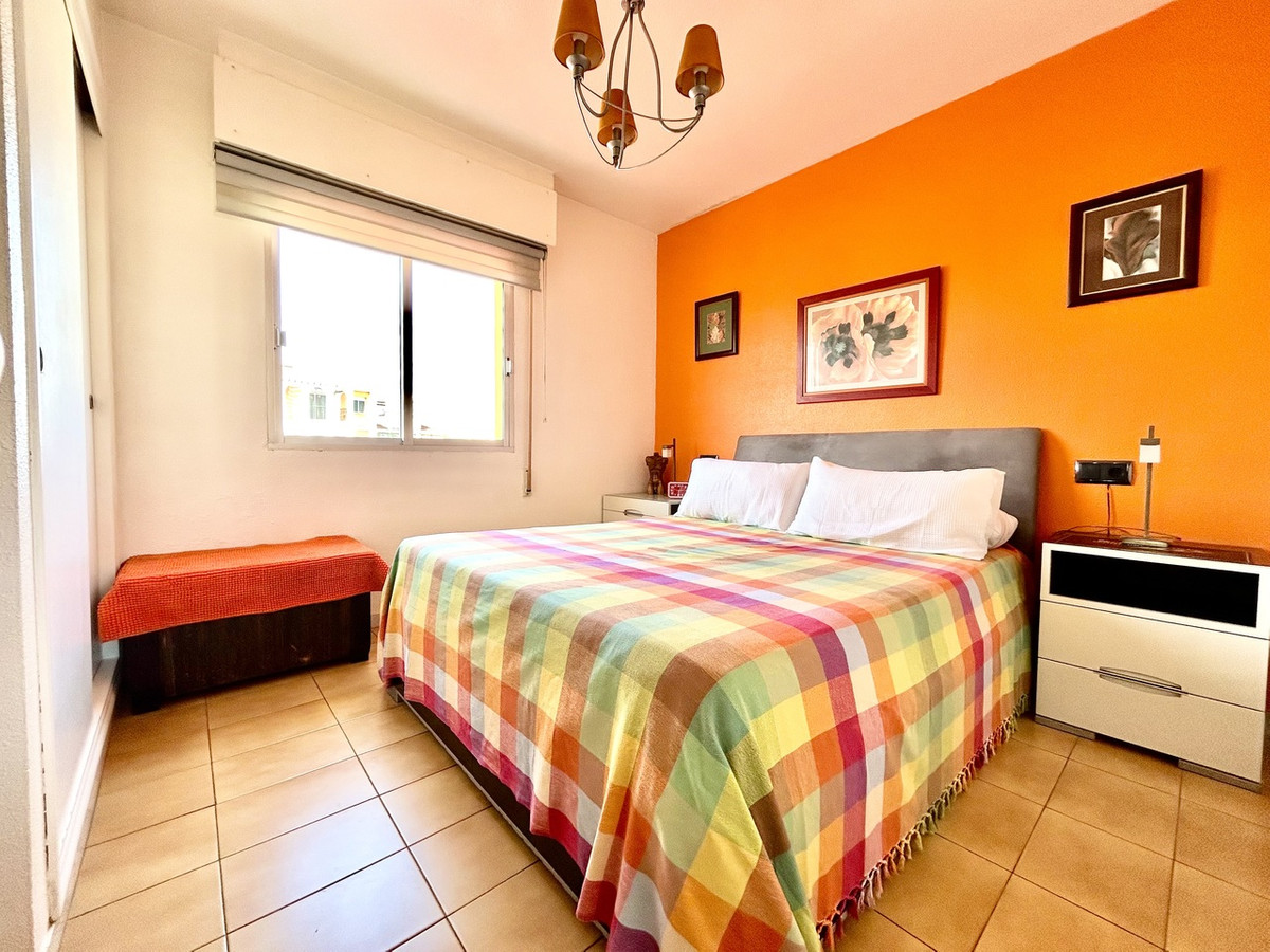 For sale - 1 Bedroom 1 Bathroom Apartment - Middle Floor Apartment in Torrevieja - Torrevieja Centro  - Alicante
