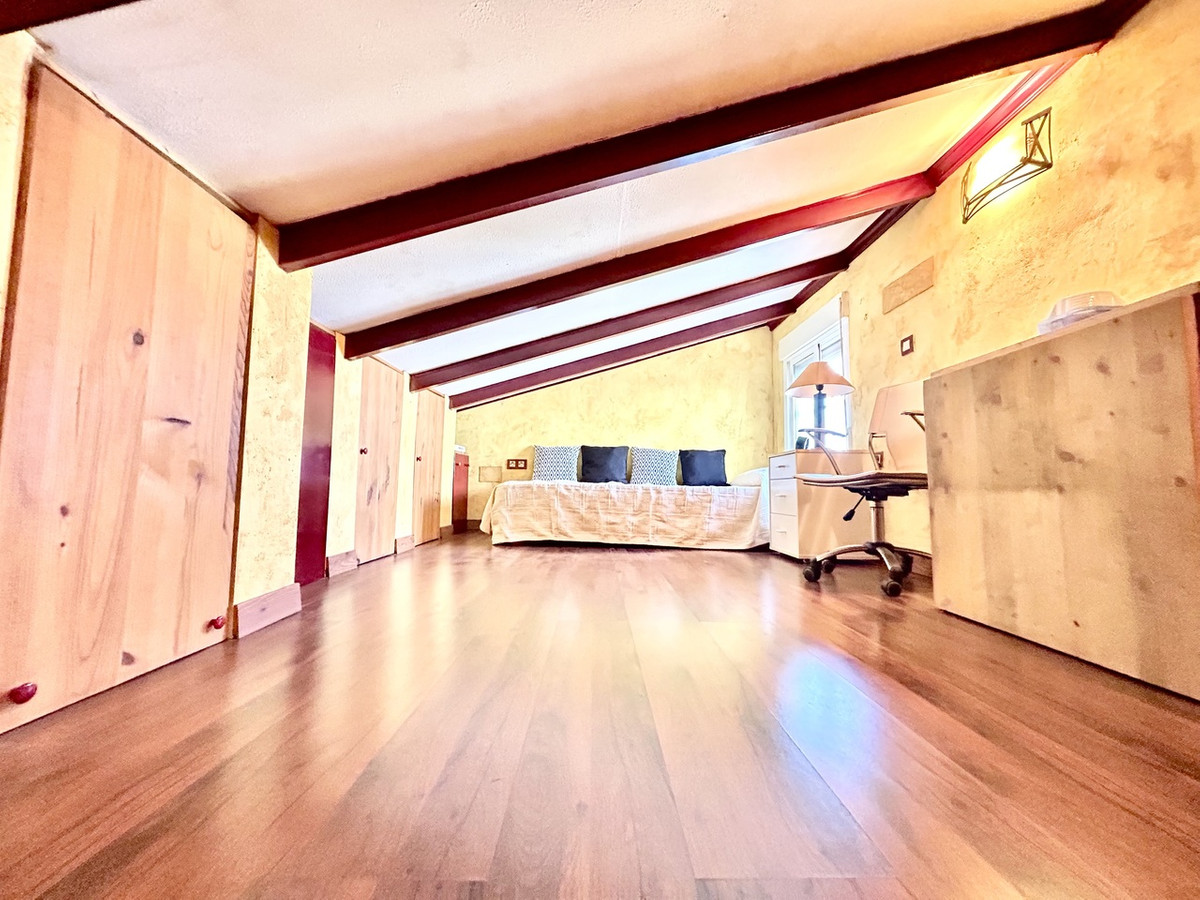 For sale - 1 Bedroom 1 Bathroom Apartment - Middle Floor Apartment in Torrevieja - Torrevieja Centro  - Alicante