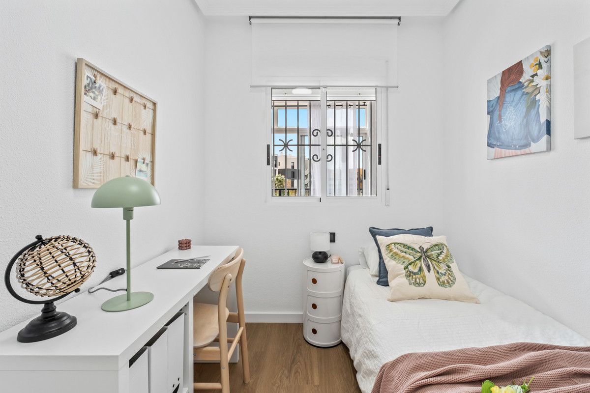 For sale - 2 Bedroom 1 Bathroom Apartment - Ground Floor Apartment in Orihuela - Playa Flamenca  - Alicante