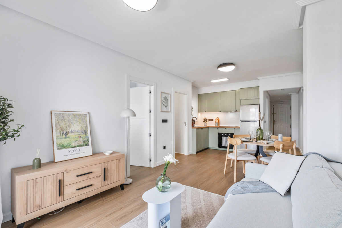 For sale - 2 Bedroom 1 Bathroom Apartment - Ground Floor Apartment in Orihuela - Playa Flamenca  - Alicante