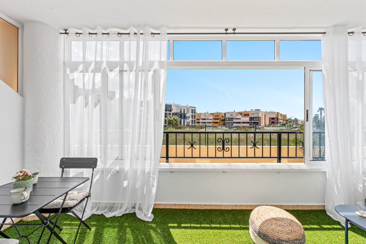 For sale - 2 Bedroom 1 Bathroom Apartment - Ground Floor Apartment in Orihuela - Playa Flamenca  - Alicante