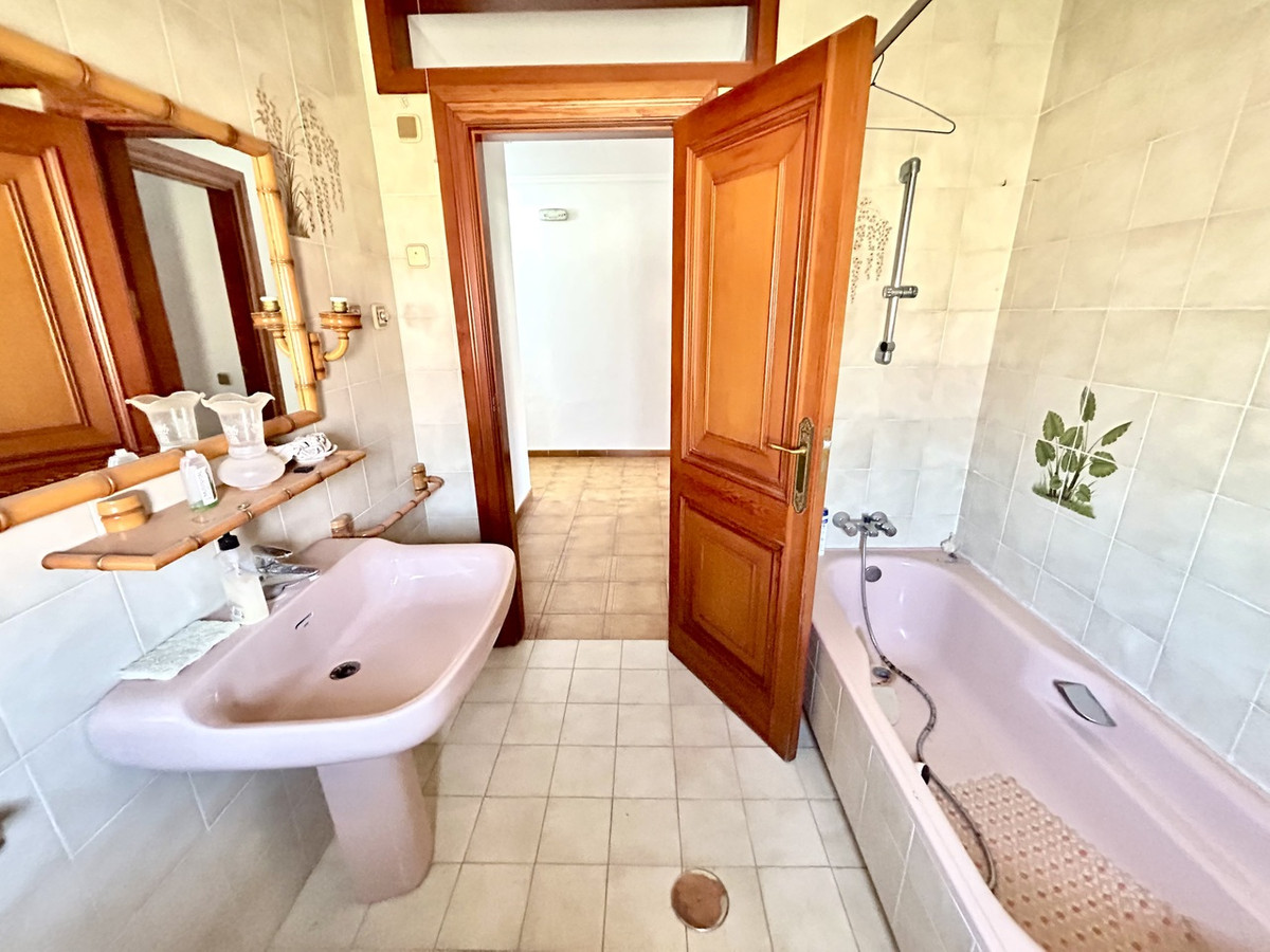 For sale - 4 Bedroom 3 Bathroom House - Detached Villa in San Javier - Santiago de la Ribera  - Murcia