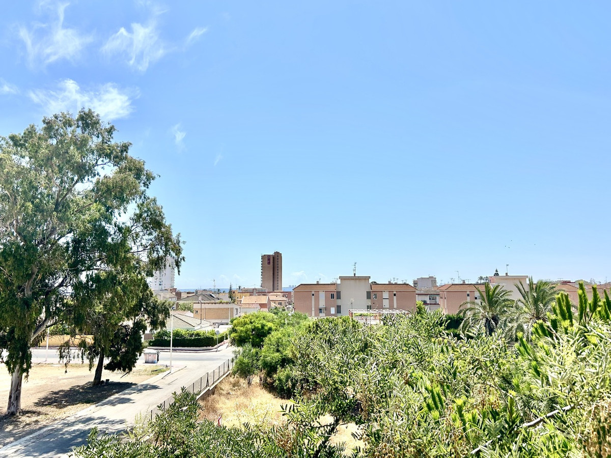 For sale - 4 Bedroom 3 Bathroom House - Detached Villa in San Javier - Santiago de la Ribera  - Murcia