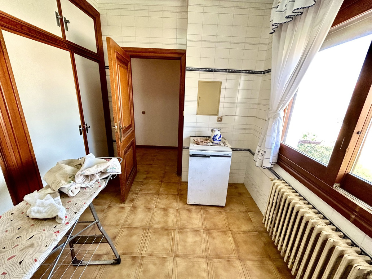 For sale - 4 Bedroom 3 Bathroom House - Detached Villa in San Javier - Santiago de la Ribera  - Murcia