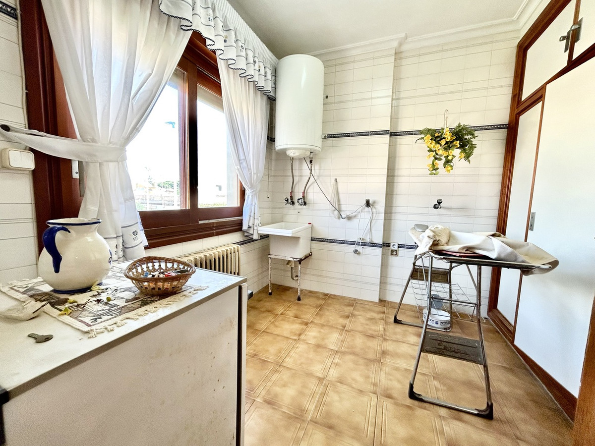 For sale - 4 Bedroom 3 Bathroom House - Detached Villa in San Javier - Santiago de la Ribera  - Murcia