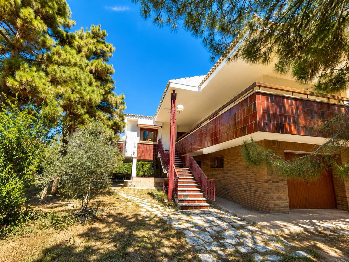 For sale - 4 Bedroom 3 Bathroom House - Detached Villa in San Javier - Santiago de la Ribera  - Murcia