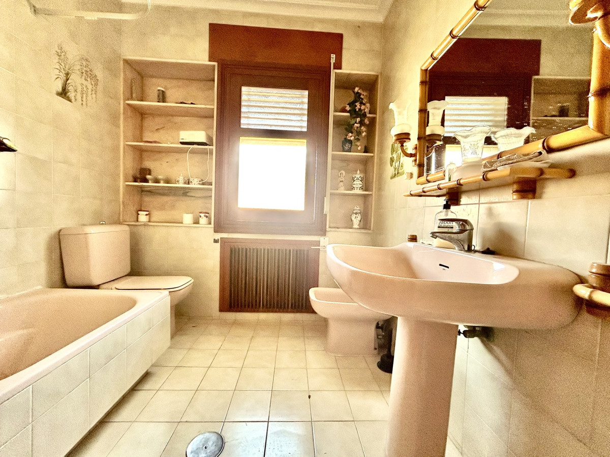 For sale - 4 Bedroom 3 Bathroom House - Detached Villa in San Javier - Santiago de la Ribera  - Murcia