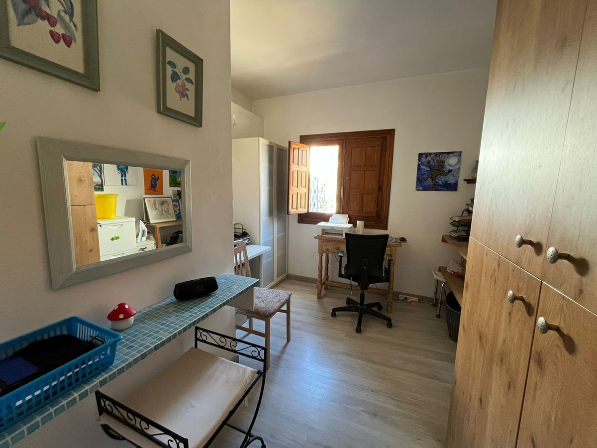For sale - 6 Bedroom 3 Bathroom House - Detached Villa in Torre-Pacheco - La Torre Golf Resort  - Murcia